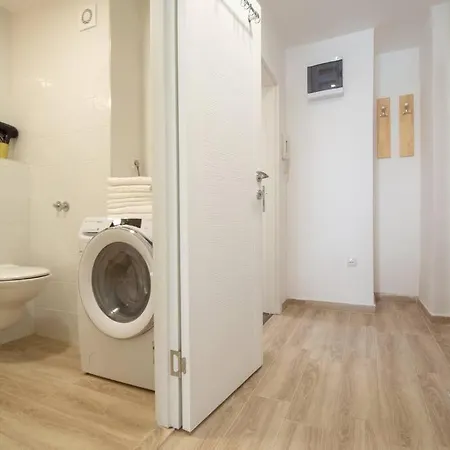 Spacious Luxury Apartment ”Nelly” Novi Sad Exterior photo